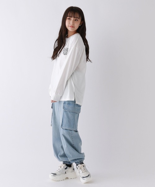 repipi armario（レピピ アルマリオ）の「スソスリットルーズロンT（Tシャツ/カットソー・キッズ・その他/ホワイト/ブラック・SMALL/LARGE/MEDIUM）」の5枚目の写真