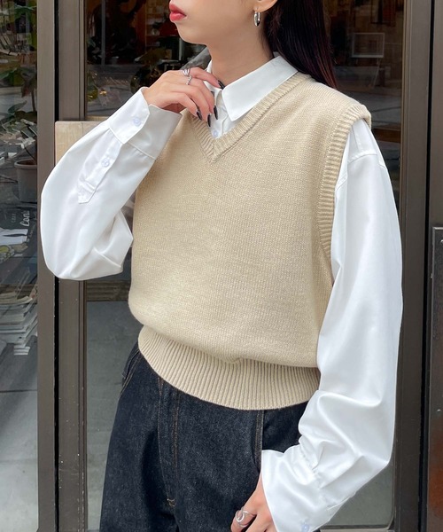 lohen ローヘン Vネックコンパクトベスト ニット アイボリー