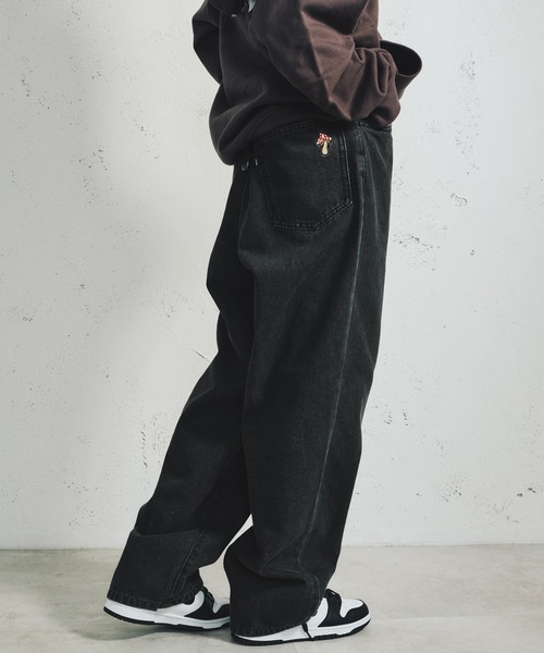FCMM(エフシーエムエム)の「【日本限定アイテム】KINOKO WIDE DENIM PANTS/きのこワイドデニムパンツ(デニムパンツ・メンズ・ブラック/ライトブルー・LARGE/MEDIUM)」の13枚目の写真
