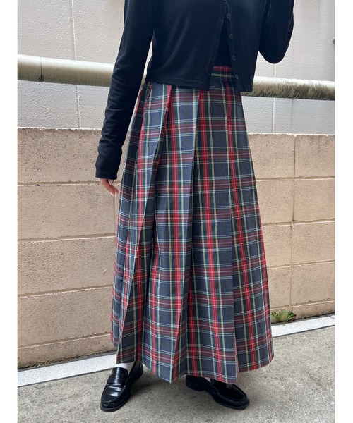 WC（ダブル シー）の「2WAYチェックプリーツロングスカート（スカート・レディース・レッド/グレー/ベージュ・FREE）」の6枚目の写真