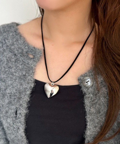 apres jour mignon(アプレジュールミニョン)の「【apresjour mignon×ARIAZ】2WAYビックハートネックレス(ネックレス・レディース・シルバー/ゴールド・ONESIZE)」の3枚目の写真
