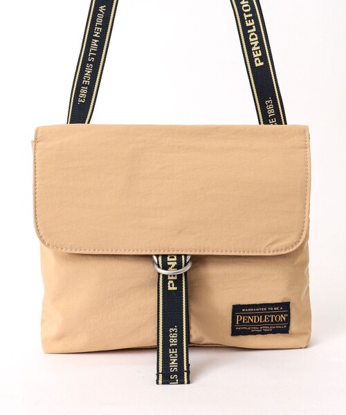 PENDLETON（ペンドルトン）の「【PENDLETON/ ペンドルトン】LOGOTAPE FLAP SHOULDER 233033（ショルダーバッグ・メンズ・ブラック/ベージュ・FREE）」の4枚目の写真