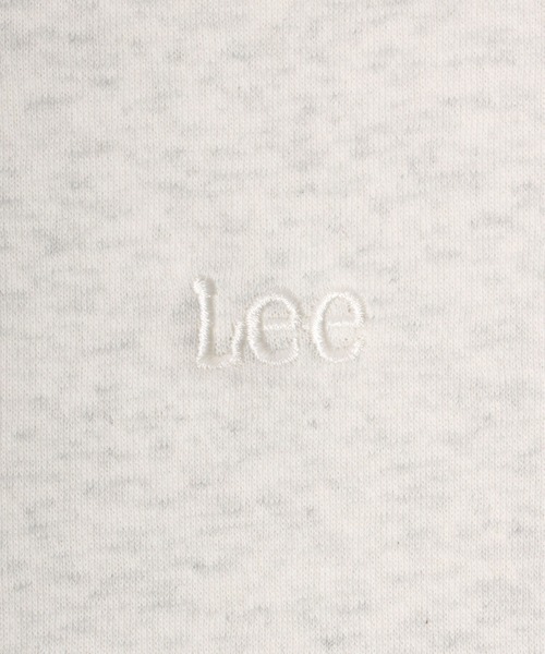 Lee(リー)の「Lee/リー 裏起毛 ビックロゴ バックプリント クルーネックスウェットトレーナー(スウェット・キッズ・ライトグレー/ピンク/ブラック/ブルー・130cm/150cm/140cm)」の14枚目の写真