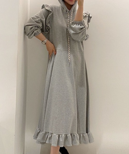 【セール】ショルダーフリルパーカーワンピース（ワンピース）｜deux amour（ドゥーザムール）
