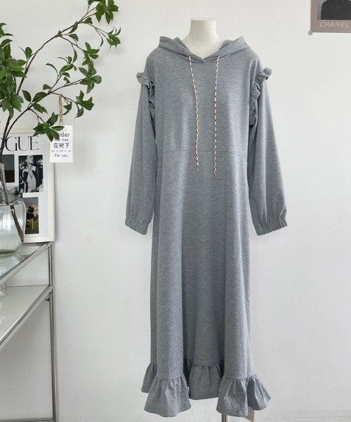 【セール】ショルダーフリルパーカーワンピース（ワンピース）｜deux amour（ドゥーザムール）