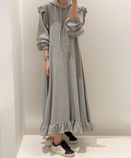 【セール】ショルダーフリルパーカーワンピース（ワンピース）｜deux amour（ドゥーザムール）