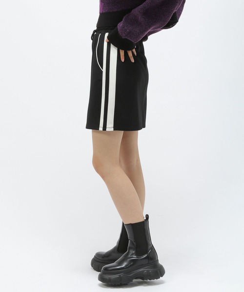 Anui（アニュイ）の「【TGC teen 着用アイテム/Anui】トラックミニスカート（スカート・レディース・ネイビー/ブラック・S）」の5枚目の写真