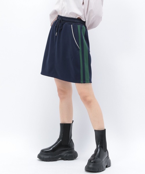 Anui（アニュイ）の「【TGC teen 着用アイテム/Anui】トラックミニスカート（スカート・レディース・ネイビー/ブラック・S）」の18枚目の写真