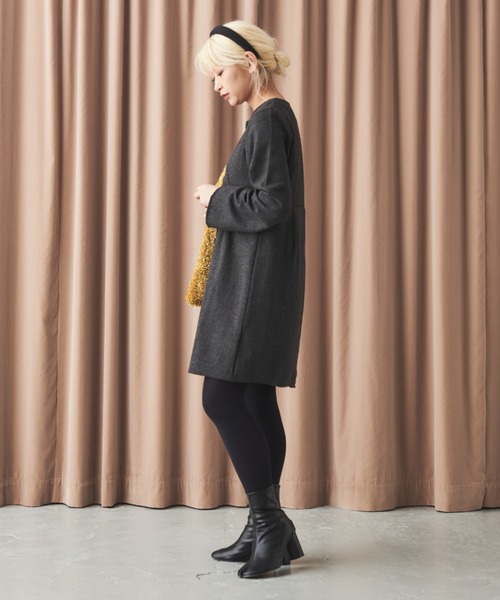 MERLOT(メルロー)の「ヘリンボーンミニワンピース(ワンピース・レディース・ベージュ/グレー・FREE)」の15枚目の写真