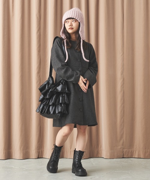 MERLOT(メルロー)の「ヘリンボーンミニワンピース(ワンピース・レディース・ベージュ/グレー・FREE)」の3枚目の写真