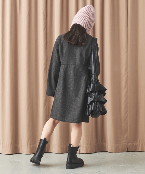 MERLOT(メルロー)の「ヘリンボーンミニワンピース(ワンピース・レディース・ベージュ/グレー・FREE)」の10枚目の写真