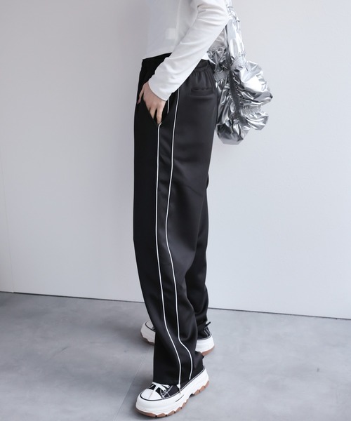 LAC-VERT（ラック・ヴェール）の「【セットアップ対応】配色トラックジャージ/パンツ（その他パンツ・レディース・ブラック/ピンク/ベージュ・FREE）」の21枚目の写真