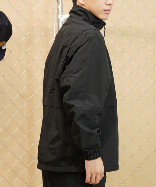 THRASHER（スラッシャー）の「【ムラサキスポーツ限定】THRASHER/スラッシャー 2WAYナイロンジャケット ビッグシルエット 袖取り外し可能 THM-24ASJKT01（ナイロンジャケット・メンズ・ブラック/カーキ・M/L/XL）」の4枚目の写真