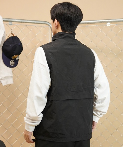 THRASHER（スラッシャー）の「【ムラサキスポーツ限定】THRASHER/スラッシャー 2WAYナイロンジャケット ビッグシルエット 袖取り外し可能 THM-24ASJKT01（ナイロンジャケット・メンズ・ブラック/カーキ・M/L/XL）」の9枚目の写真