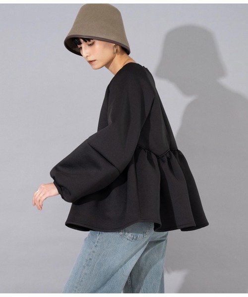 Settimissimo（セッティミッシモ）の「ダンボールニット ペプラム プルオーバー 長袖（Tシャツ/カットソー・レディース・ブラック/アイボリー・FREE）」の11枚目の写真