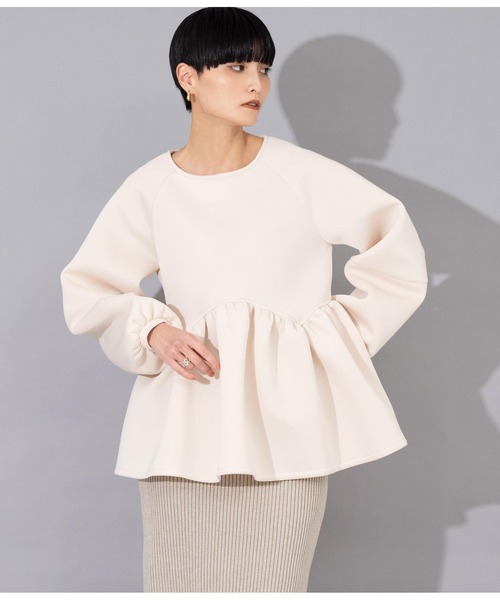 Settimissimo（セッティミッシモ）の「ダンボールニット ペプラム プルオーバー 長袖（Tシャツ/カットソー・レディース・ブラック/アイボリー・FREE）」の3枚目の写真