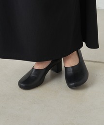 ラウンドトゥパンプス