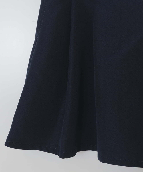 a.v.v（アーヴェヴェ）の「[140-150]【セットアップ対応】ハイウエストタックスカート（スカート・キッズ・ベージュ/ネイビー・140/150）」の18枚目の写真