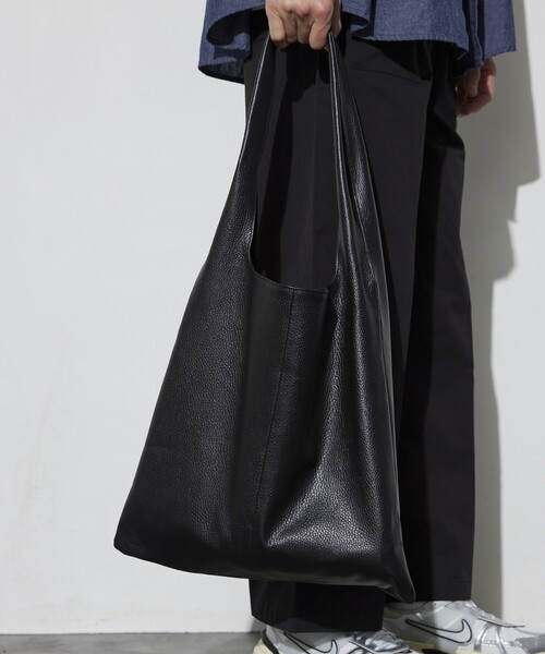 Firsthand(ファーストハンド)の「Firsthand/ファーストハンド Leather Marche Bag / レザーマルシェ / 牛革 / 本革(トートバッグ・メンズ・ブラック・ONE SIZE)」の16枚目の写真