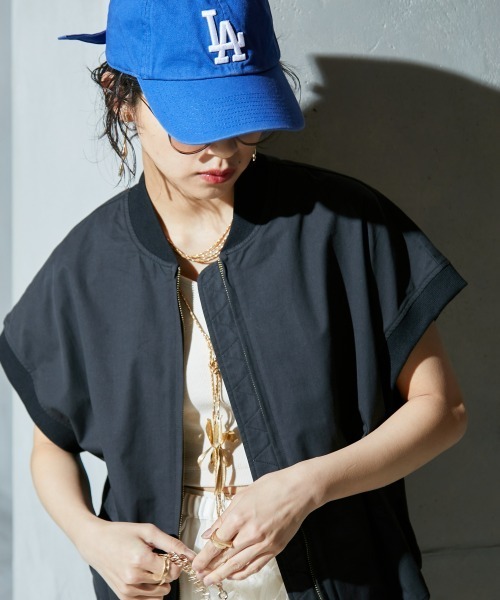 GEVS.(ジェイヴィス)の「<大きいサイズ> MA‐1ジレ GEVS.(ベスト・レディース・カーキ/ブラック・LL/3L/4L/5L/L)」の1枚目の写真
