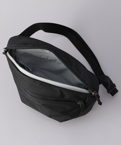 ARC'TERYX（アークテリクス）の「ARC' TERYX/アークテリクス Mantis 2 Waist Pack/マンティス2 ウエストパック（ショルダーバッグ・メンズ・インディゴブルー/ブラック/サックスブルー・ﾌﾘ-）」の5枚目の写真