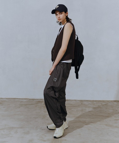 emmi（エミ）の「emmi×PARKS PROJECT オーガニックコットンキャップ（キャップ・レディース・ネイビー/ベージュ・FREE）」の16枚目の写真