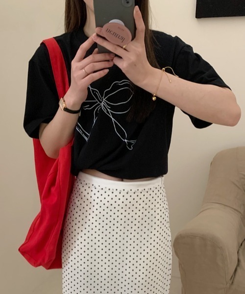 FREE STYLISTS(フリー スタイリスト)の「YUGA_YGMC リボンプリント Tシャツ(Tシャツ/カットソー・レディース・ブラック/ホワイト・FREE)」の6枚目の写真
