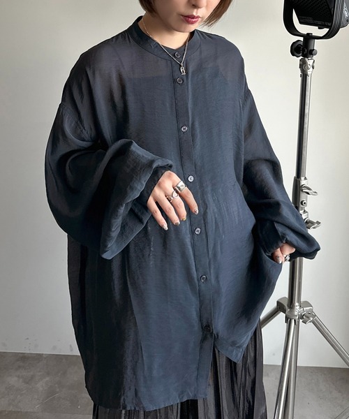 apres jour mignon(アプレジュールミニョン)の「袖ボリュームシアーシャツ【ZOZOTOWN限定アイテム】(シャツ/ブラウス・レディース・オフホワイト/グレー/グレイッシュベージュ/ブラック/ネイビー/グリーン/ピンク・X-LARGE/フリー)」の6枚目の写真
