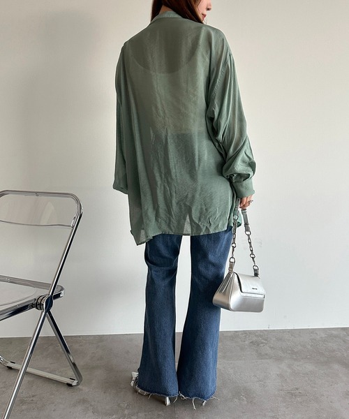 apres jour mignon(アプレジュールミニョン)の「袖ボリュームシアーシャツ【ZOZOTOWN限定アイテム】(シャツ/ブラウス・レディース・オフホワイト/グレー/グレイッシュベージュ/ブラック/ネイビー/グリーン/ピンク・X-LARGE/フリー)」の12枚目の写真