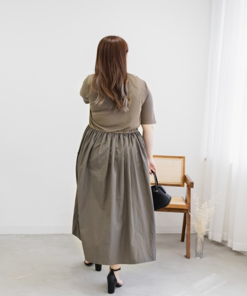 CLETTE(クレット)の「ナイロンドッキングワンピース(ワンピース・レディース・カーキ/ブラック/ネイビー・LL/3L/4L)」の14枚目の写真