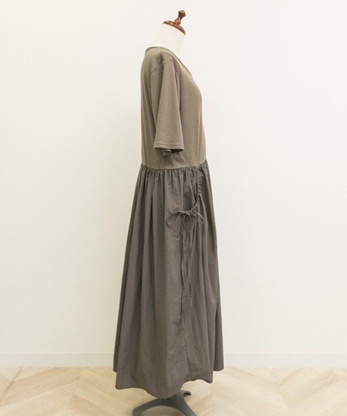 CLETTE(クレット)の「ナイロンドッキングワンピース(ワンピース・レディース・カーキ/ブラック/ネイビー・LL/3L/4L)」の11枚目の写真