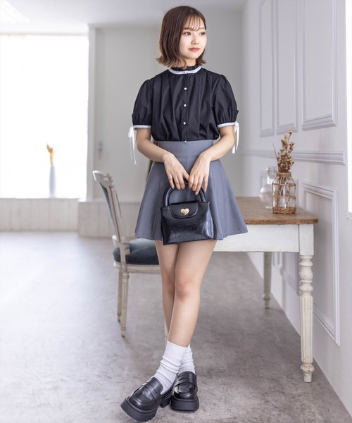 clear(クリア)の「配色フリルネックタックブラウス≪2024SS≫(シャツ/ブラウス・レディース・ピンク/ブラック/オフホワイト・F)」の12枚目の写真