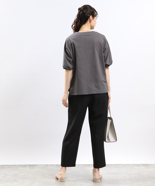 GLOBAL WORK Smile Seed Store（グローバルワーク スマイルシードストア）の「冷感袖タックＴシャツ半袖/102729（Tシャツ/カットソー・レディース・ブラック/チャコール/ライトブルー/ベージュ/オフホワイト・MEDIUM/SMALL/X-LARGE/LARGE）」の11枚目の写真