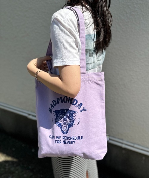 mi via loca（ミヴィアロカ）の「RECYCLED SOFT FABRIC パンサートートバッグ（トートバッグ・レディース・パープル/ホワイト系その他/グレー/アイボリー・FREE）」の7枚目の写真