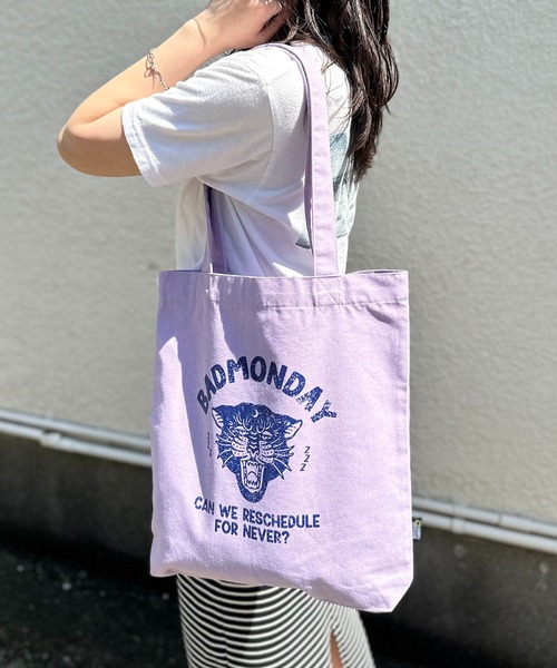 mi via loca（ミヴィアロカ）の「RECYCLED SOFT FABRIC パンサートートバッグ（トートバッグ・レディース・パープル/ホワイト系その他/グレー/アイボリー・FREE）」の9枚目の写真