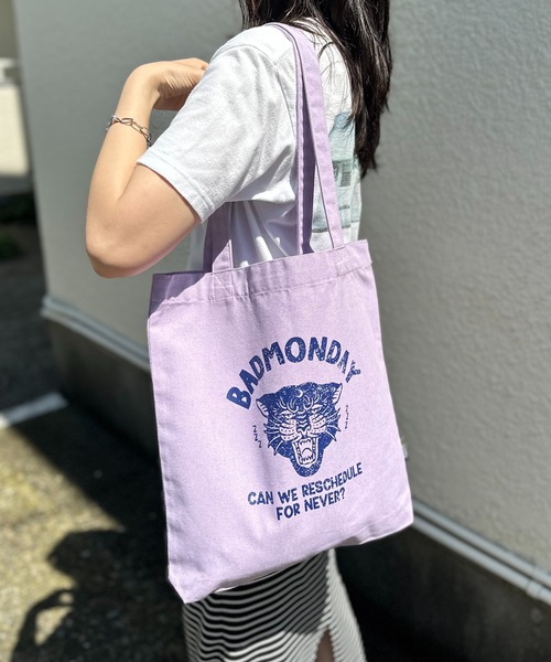 mi via loca（ミヴィアロカ）の「RECYCLED SOFT FABRIC パンサートートバッグ（トートバッグ・レディース・パープル/ホワイト系その他/グレー/アイボリー・FREE）」の14枚目の写真