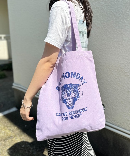 mi via loca（ミヴィアロカ）の「RECYCLED SOFT FABRIC パンサートートバッグ（トートバッグ・レディース・パープル/ホワイト系その他/グレー/アイボリー・FREE）」の17枚目の写真