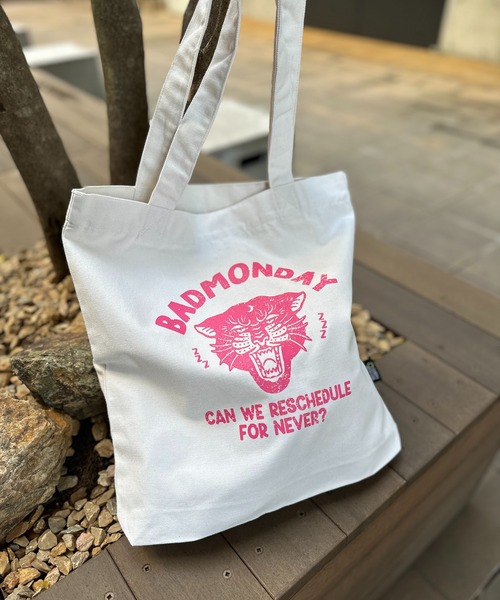 mi via loca（ミヴィアロカ）の「RECYCLED SOFT FABRIC パンサートートバッグ（トートバッグ・レディース・パープル/ホワイト系その他/グレー/アイボリー・FREE）」の21枚目の写真