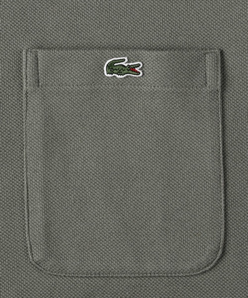 LACOSTE(ラコステ)の「LACOSTE(ラコステ)カノコポケTシャツ(Tシャツ/カットソー・メンズ・オフホワイト/ダークベージュ/ブラック・S/M/L)」の4枚目の写真
