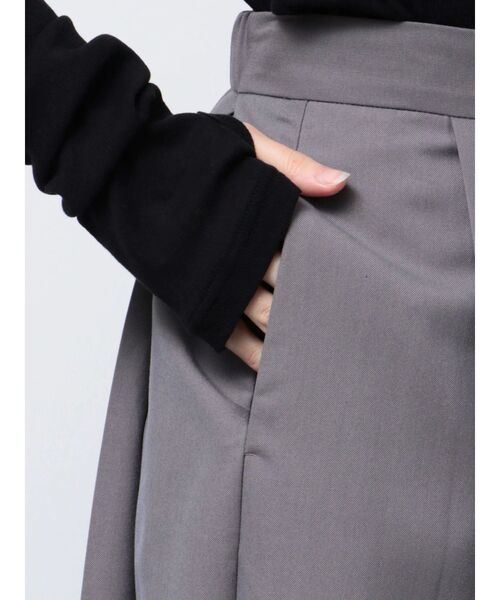 Ungrid（アングリッド）の「ミドル丈プリーツスカート（スカート・レディース・キャメル/グレー・FREE）」の14枚目の写真