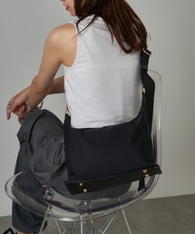 MIAN  | 【MIAN】ナイロンショルダーバッグ / 2241-158-1(ショルダーバッグ)