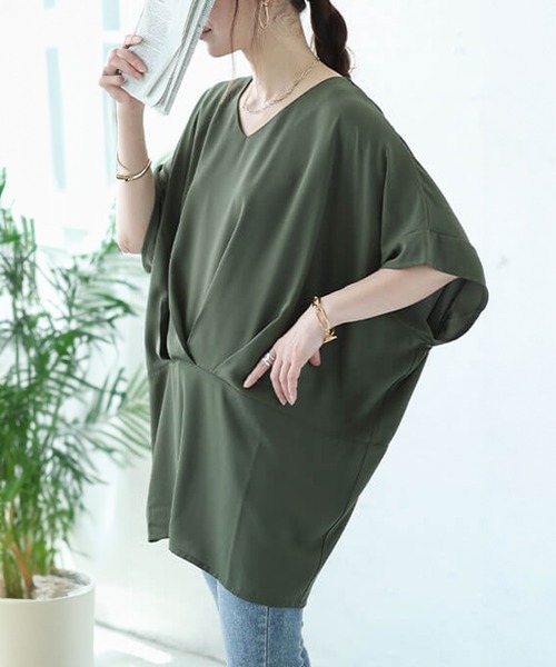 GOLDJAPAN(ゴールドジャパン)の「タック入りコクーンチュニック【大きいサイズ対応】(チュニック・レディース・ピンク/ネイビー/カーキ・4L~5L/LL~3L)」の1枚目の写真