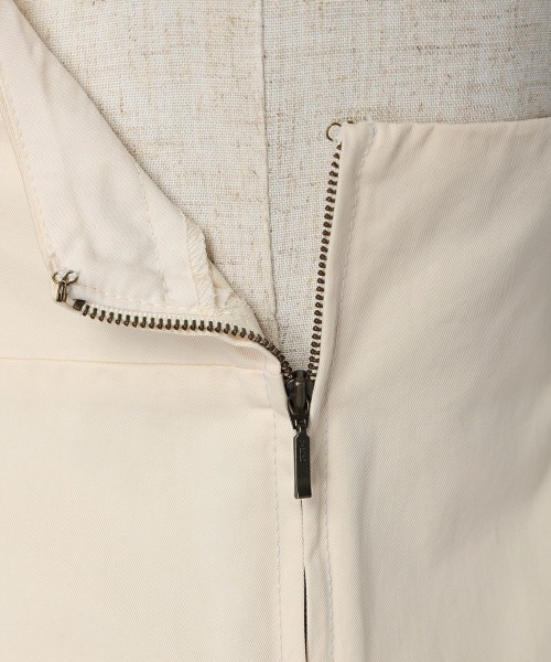 F i.n.t（フィント）の「プチリボンデニムキャミワンピース/fint（ワンピース・レディース・オフホワイト/ブラック・FREE）」の16枚目の写真