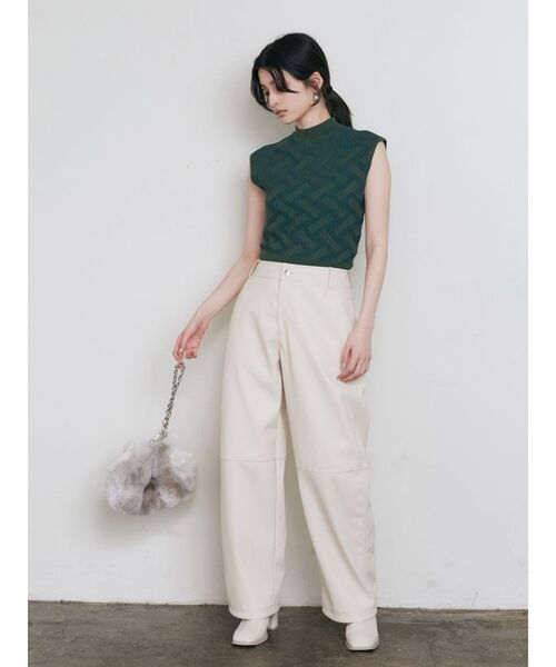 MURUA（ムルーア）の「2WAYフェイクファーバッグ（ハンドバッグ・レディース・ベージュ/ブルー・FREE）」の15枚目の写真