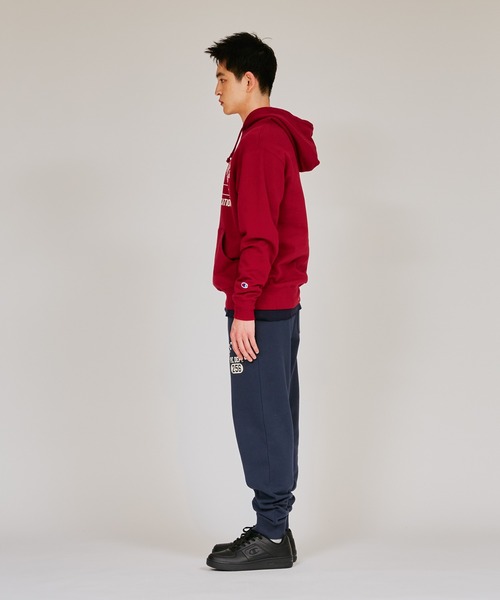 Champion(チャンピオン)の「【Champion/チャンピオン】メンズ ベーシック フーデッドスウェットシャツ(パーカー・メンズ・ネイビー/バーガンディー/オフホワイト/ブラック系その他/グレー・LARGE/MEDIUM/SMALL/X-LARGE)」の8枚目の写真
