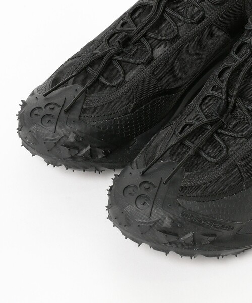 ACG(エィシージー)の「NIKE / ACG Mountain Fly 2 Low(スニーカー・メンズ・ブラック・28.5cm/28.0cm/27.5cm/27.0cm/26.5cm/26.0cm)」の2枚目の写真