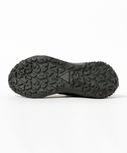 ACG(エィシージー)の「NIKE / ACG Mountain Fly 2 Low(スニーカー・メンズ・ブラック・28.5cm/28.0cm/27.5cm/27.0cm/26.5cm/26.0cm)」の5枚目の写真