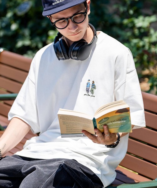 Rocky Monroe（ロッキーモンロー）の「オーバーサイズワンポイント刺繍半袖Tシャツ（Tシャツ/カットソー・メンズ・ブラック/ホワイト/ブルー/ネイビー/ミント/ホワイト系/ブラック系/グリーン系・M/L/XL）」の2枚目の写真