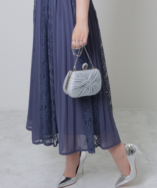 Lace Ladies(レースレディース)の「ビジューリング付き ラメ ギャザー 2WAY コンパクト バッグ(クラッチバッグ・レディース・シルバー/ブラック/ベージュ・FREE)」の17枚目の写真