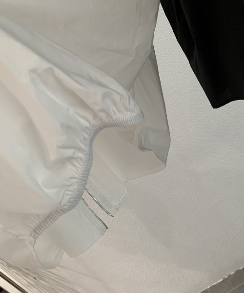Jasmine Grandiflorum（ジャスミングランディフローラム）の「【Jasmine】バルーンスリーブシャツブラウス (SS)（シャツ/ブラウス・レディース・ブラック/ホワイト/ライトグリーン・FREE）」の8枚目の写真